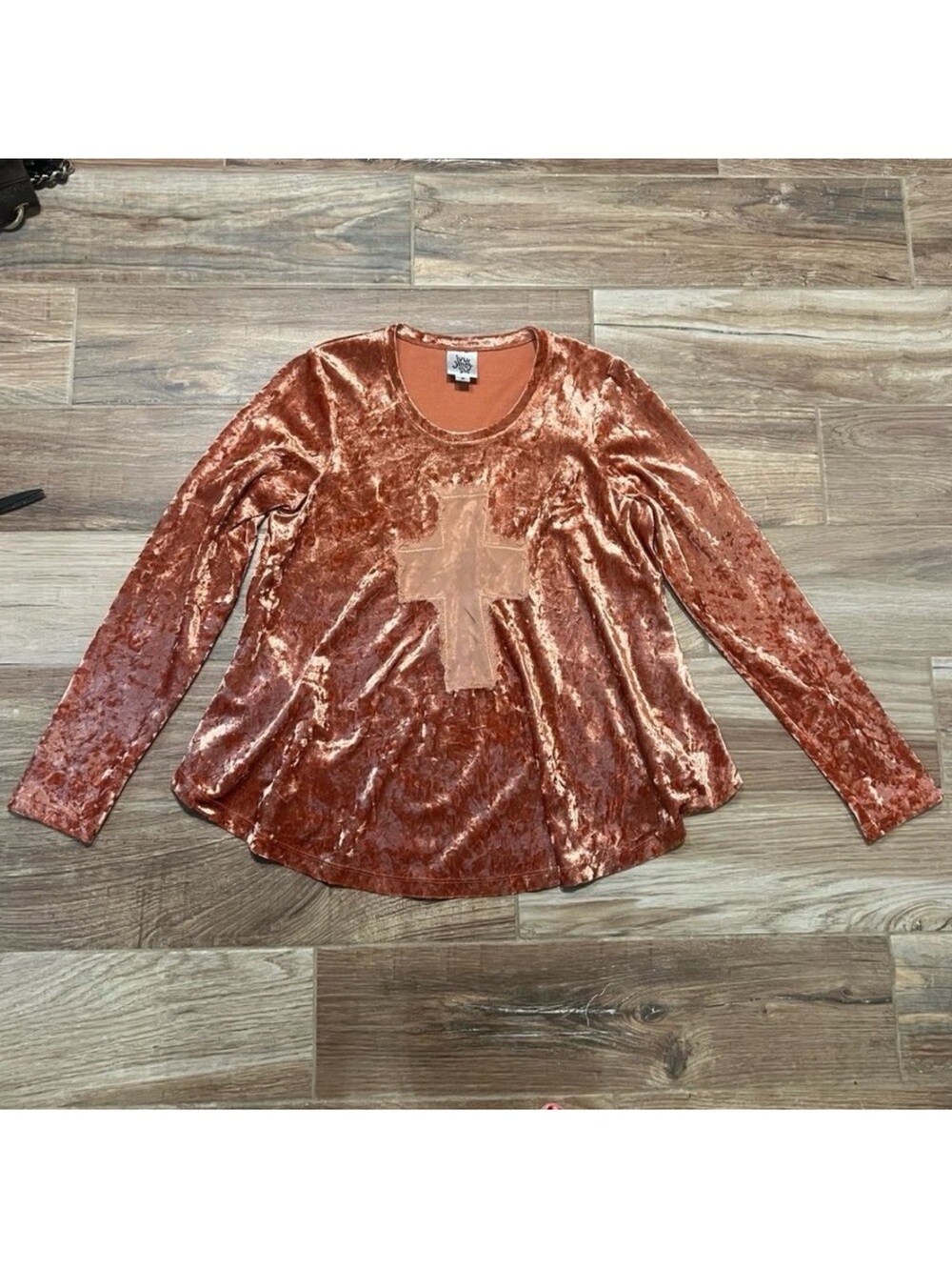 Ivy Jane Crushed Velvet Swing Top Cross Appliqué Long Sleeve